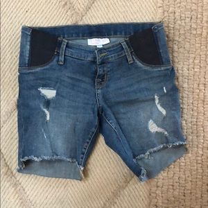 Maternity shorts